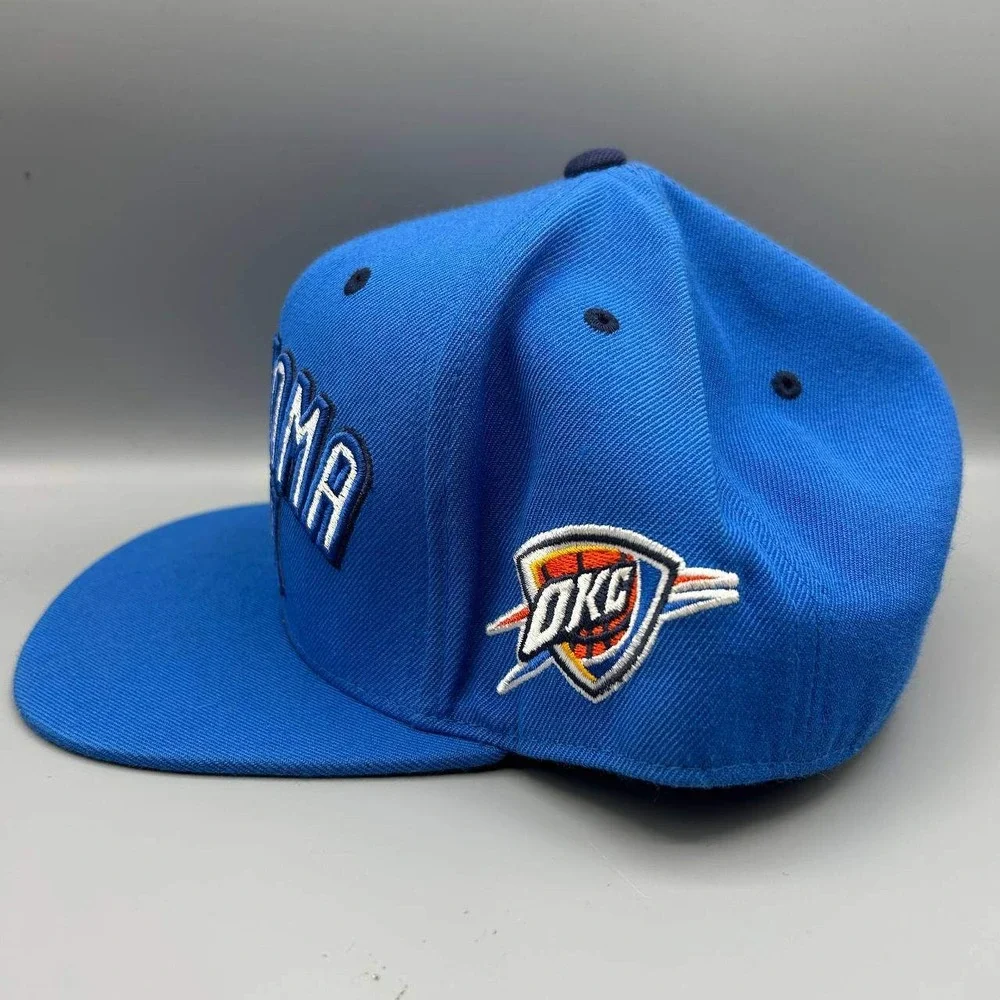 Oklahoma City Thunder Hat Men 7 1/2 Blue Embroidered Mitchell & Ness Fitted Cap - Picture 3 of 8